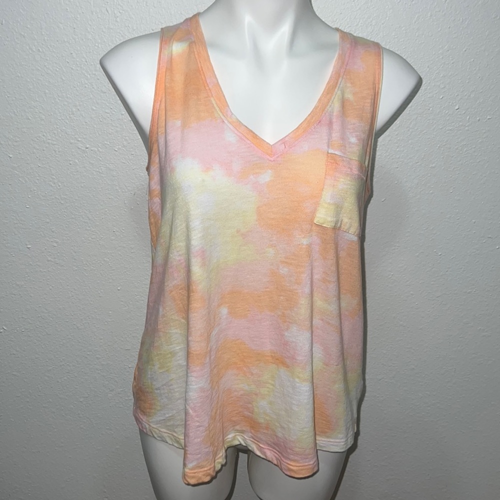 So Pastel Tie Dye Sleeveless Shirt Sz M